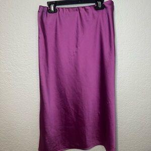 Elegant Fuchsia Satin Skirt